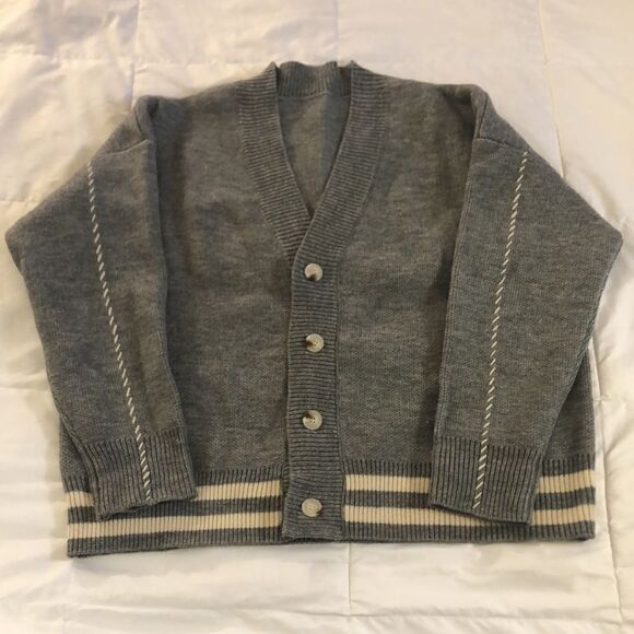 M.P. Studios SZ Large Oversized Gray Cardigan NWOT Pit to Pit  approx 29" NWOT - Picture 2 of 16